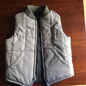 Gap boys quilted vest